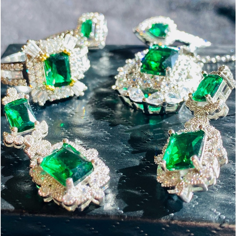 *NEW* | .925 Sterling silver emerald set - Picture 3 of 8